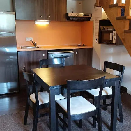 T2 Dans Un Chateau A Jausiers, Piscine Et Sauna, Ideal Pour 4 Personnes - Fr-1-165b-42 *
